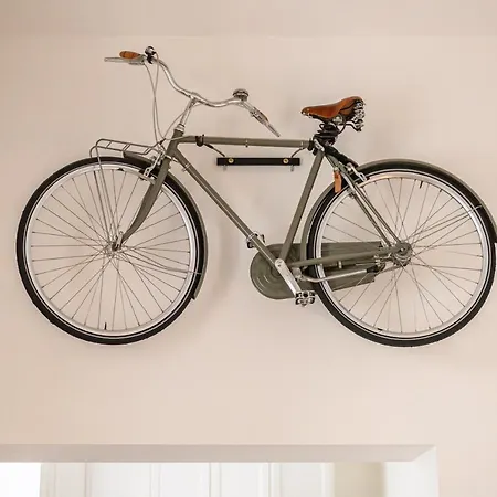 Vespa Apartment Neapel